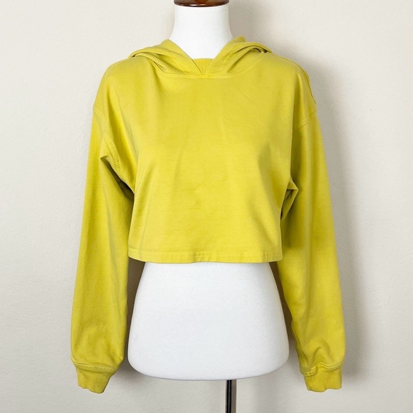 Lululemon All‎ Yours Cropped Hoodie in Soleil - Picture 4 of 10